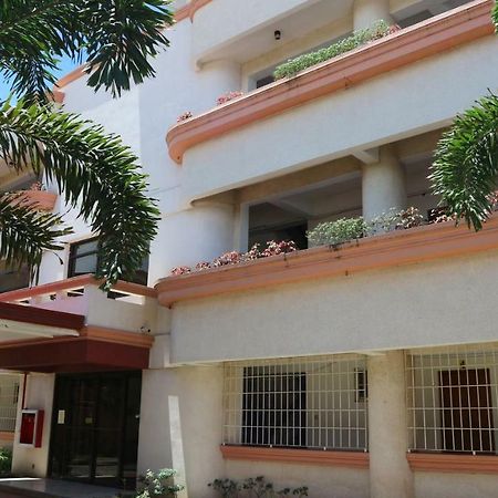 Hotel Casa Ilustre Balayan エクステリア 写真