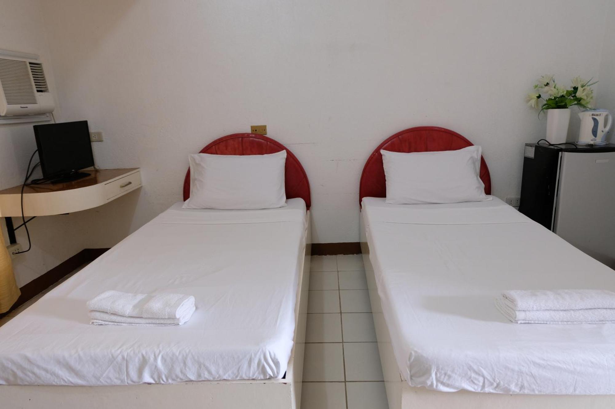 Hotel Casa Ilustre Balayan エクステリア 写真