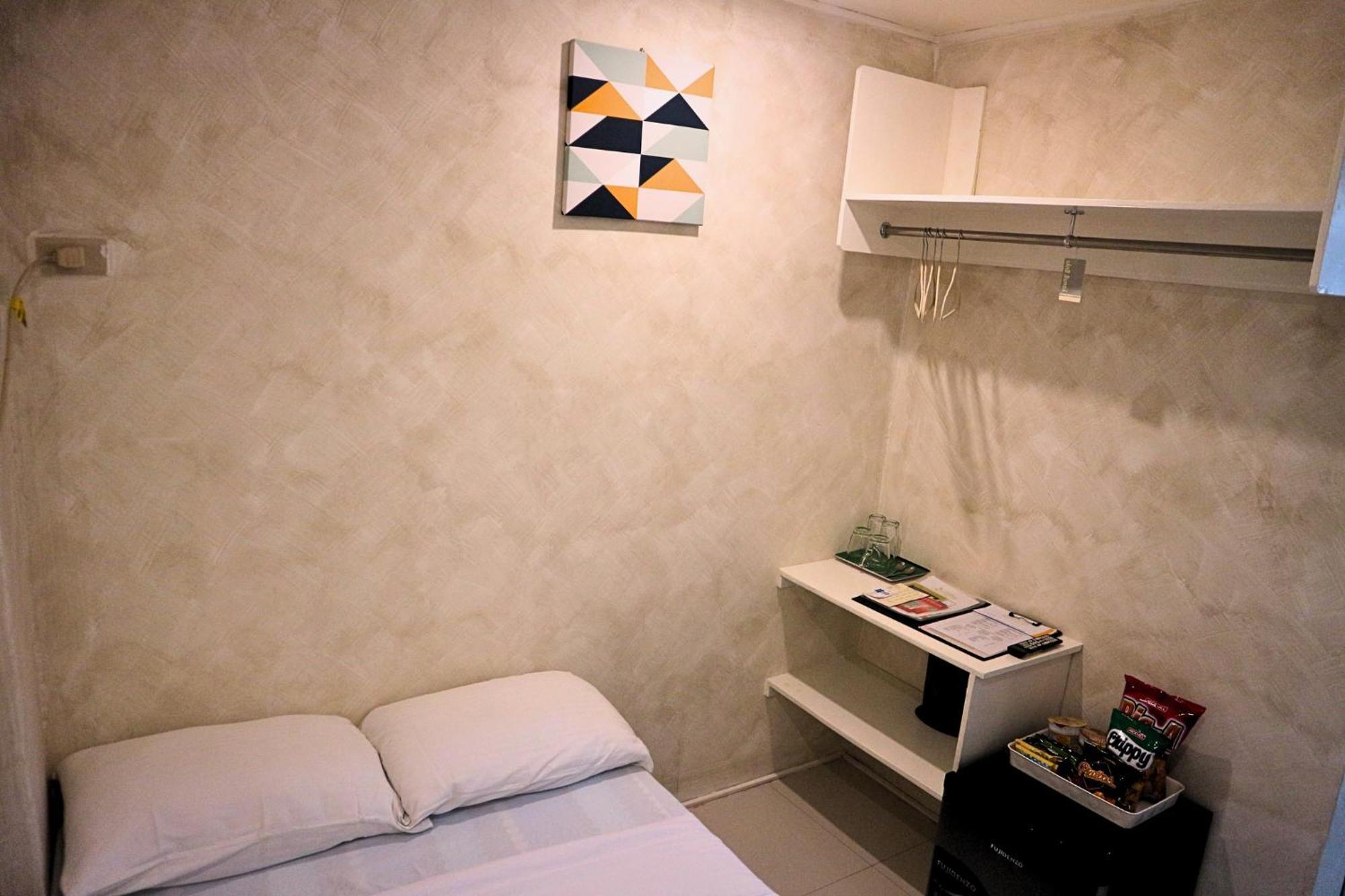 Hotel Casa Ilustre Balayan エクステリア 写真
