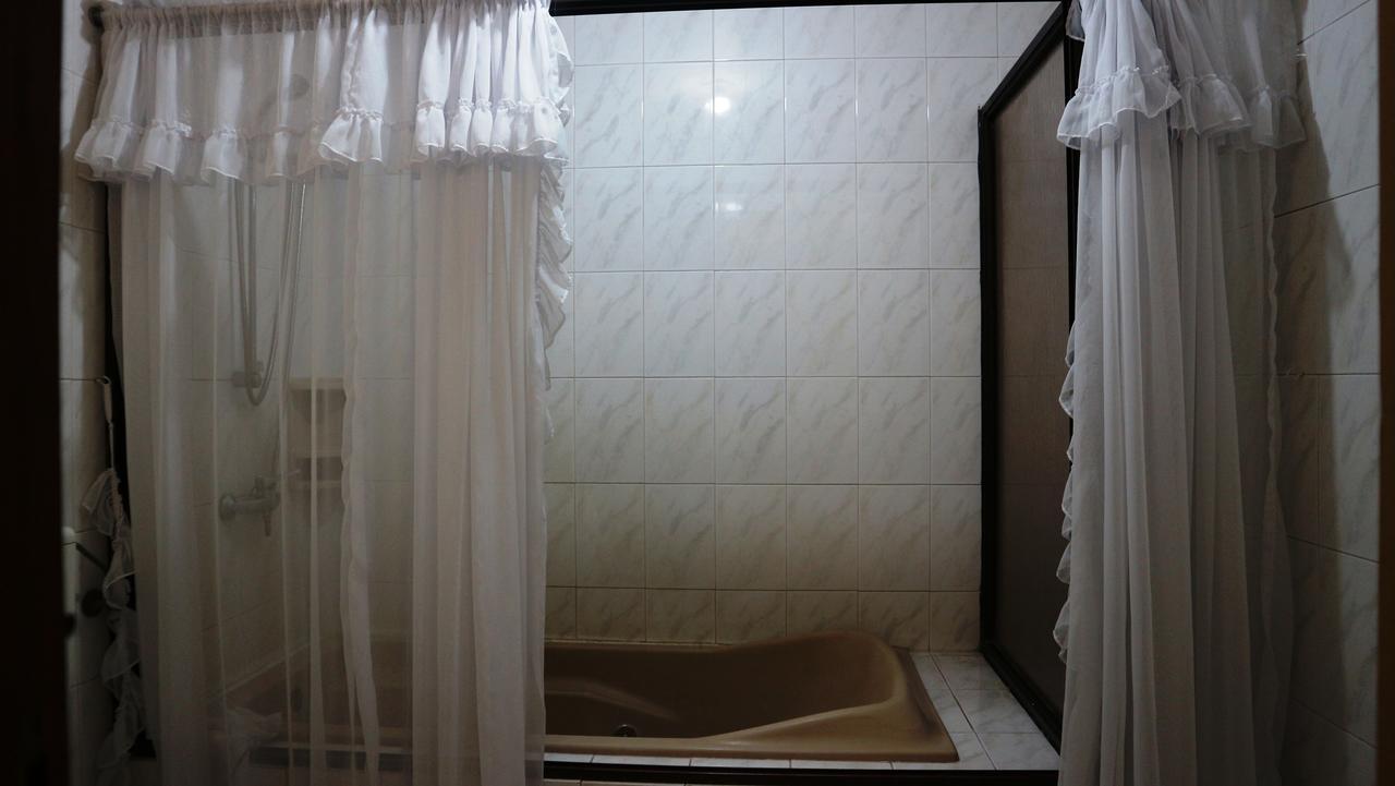 Hotel Casa Ilustre Balayan エクステリア 写真