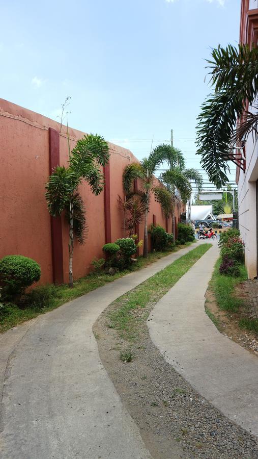 Hotel Casa Ilustre Balayan エクステリア 写真